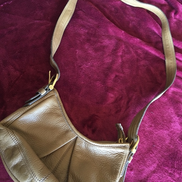 Christmas SALE! Burberry, tan leather, like new. - Picture 7 of 8